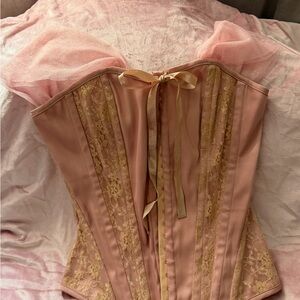 Charlotte Russe Blush Lace Corset Top – Puff Tulle Sleeves – Size M